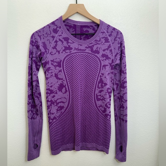Lululemon Swiftly Tech Long Sleeve in Purple Camo Size 6 - Picture 2 of 8